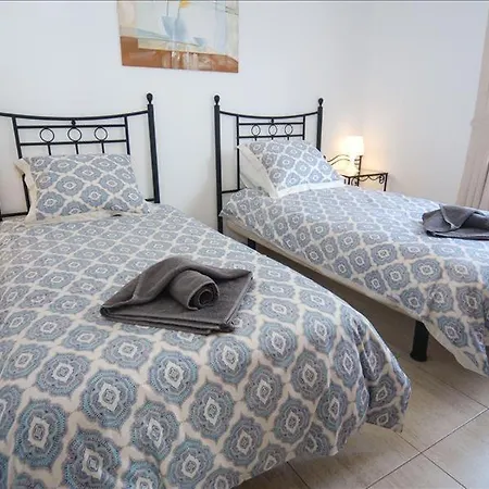 Casa Vista Panoramica - A Great - Wonderful Views - Short Walk To The Beach Puerto del Carmen (Lanzarote)